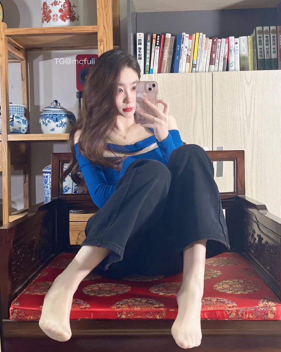 杨晚柠 2025-12-25 09:54:19 我是个喜欢日久生情的人！