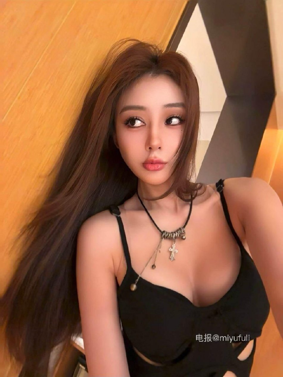 Jumi小鲸鱼 2025-12-08 10:25:21 谁缺鱼啊 我自己游过去