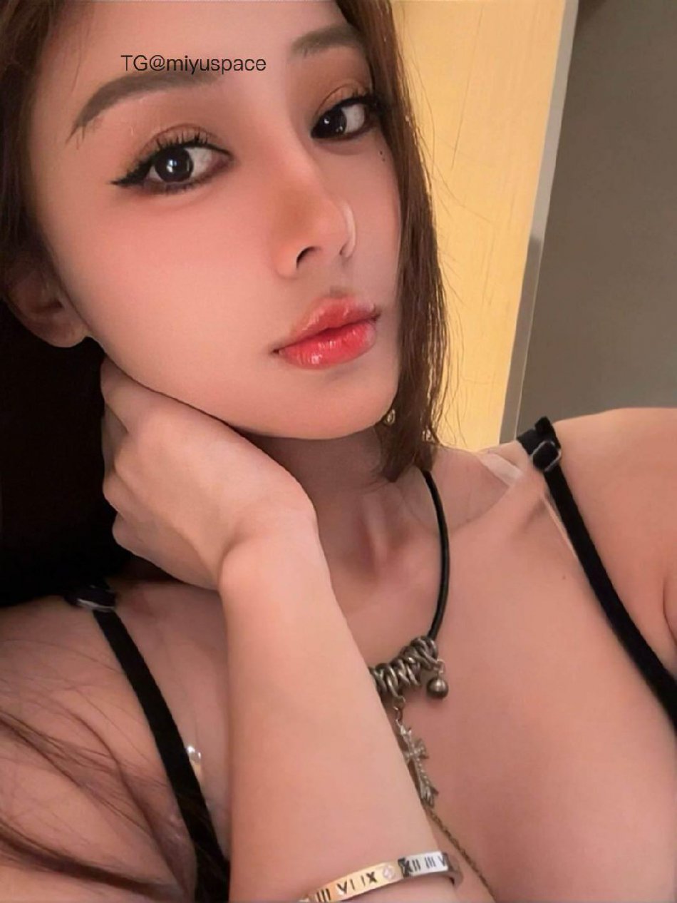 Jumi小鲸鱼 2025-12-08 10:25:21 谁缺鱼啊 我自己游过去