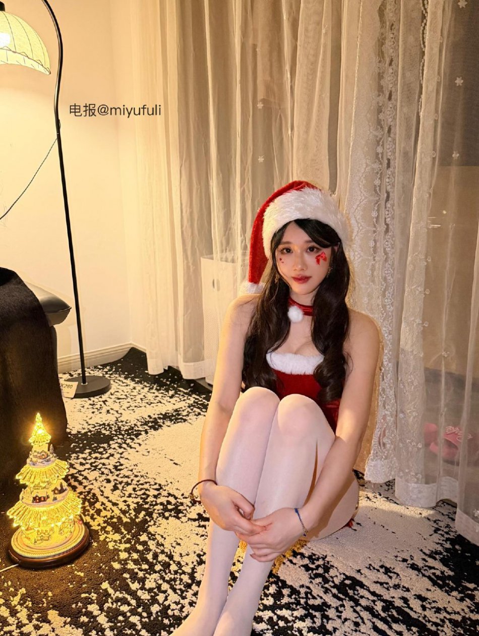 轩子巨2兔 2025-12-26 18:40:31 55张圣诞写真 喜欢吗宝宝 第28张