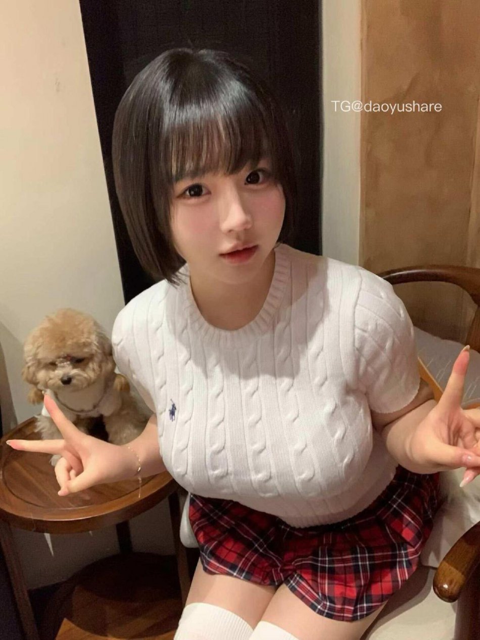 肉团娜子 2025-12-27 17:46:58 我能给你的 只有感觉 第3张