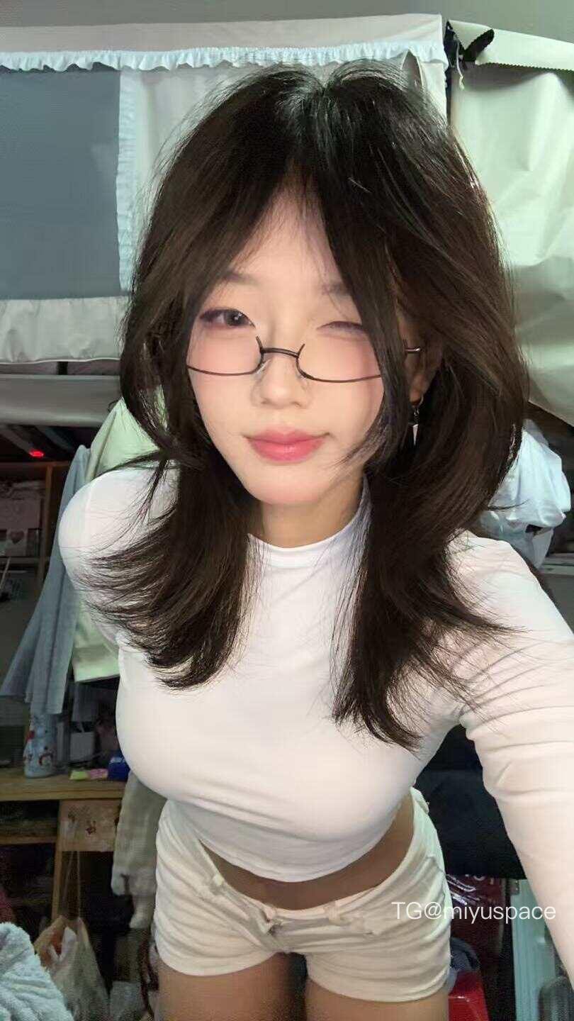 小烦 2025-12-30 01:10:31 还是我想你 第1张