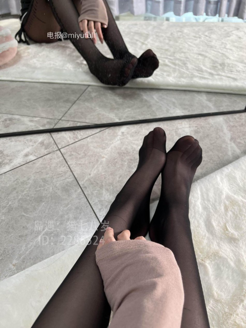 猫七八岁 2025-12-11 13:27:31 大胆点