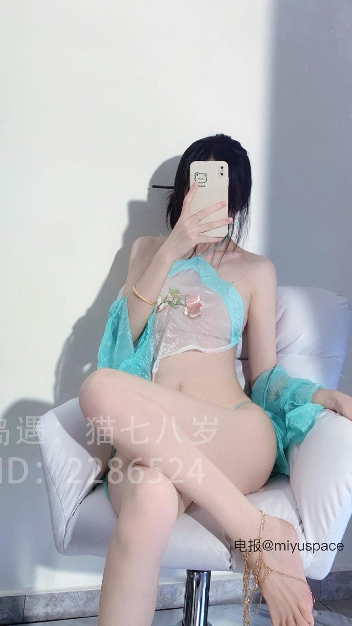 猫七八岁 2025-12-11 14:05:27 【嘉宾帖】古风cos的小猫