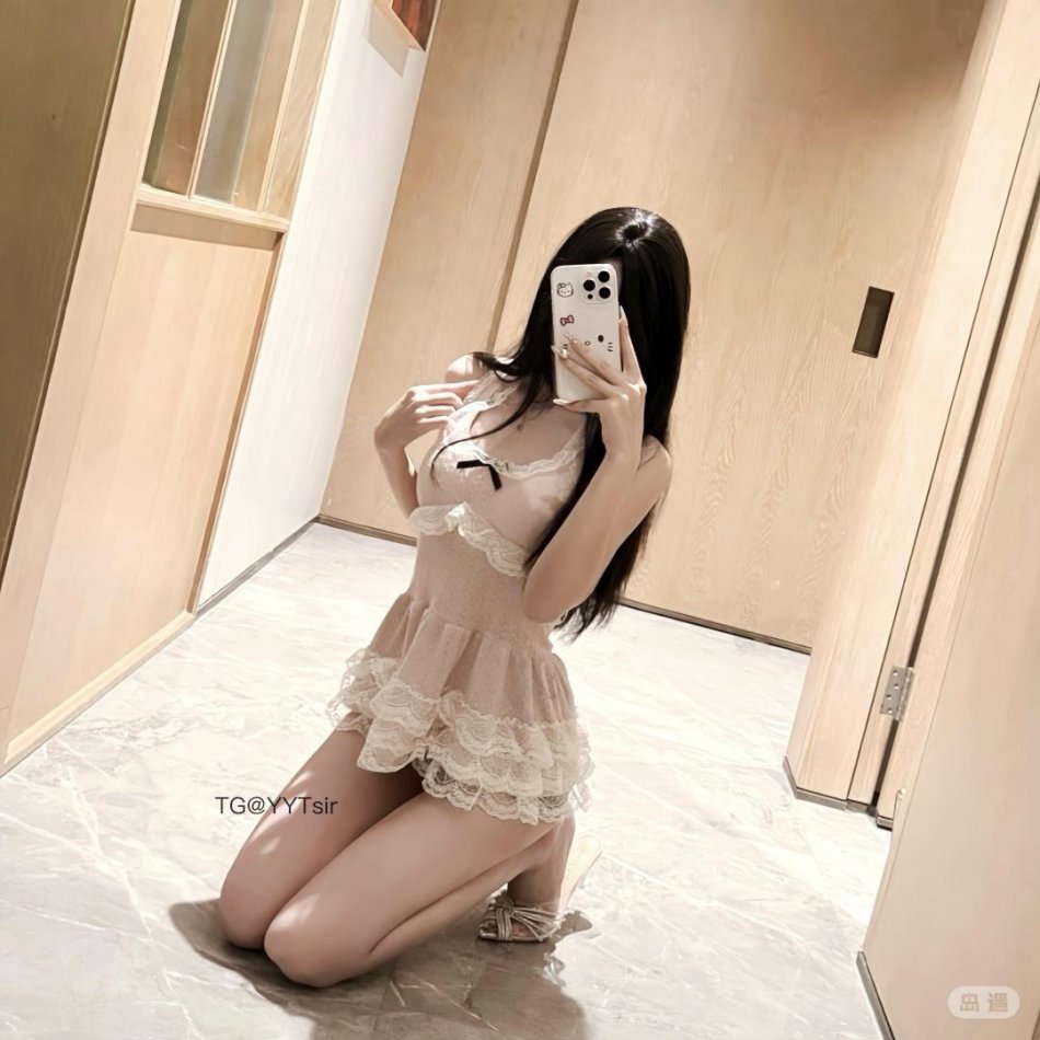 尤米米umi 2025-12-04 17:53:13 进姐姐vip家人圈❤️