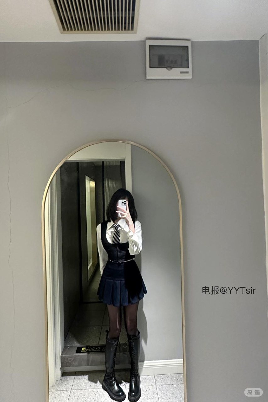 邱邱 2025-12-04 15:47:02 展示建模这一块