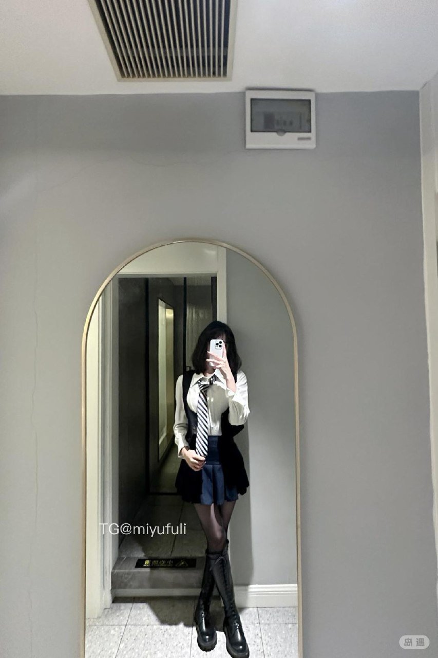 邱邱 2025-12-04 15:47:02 展示建模这一块