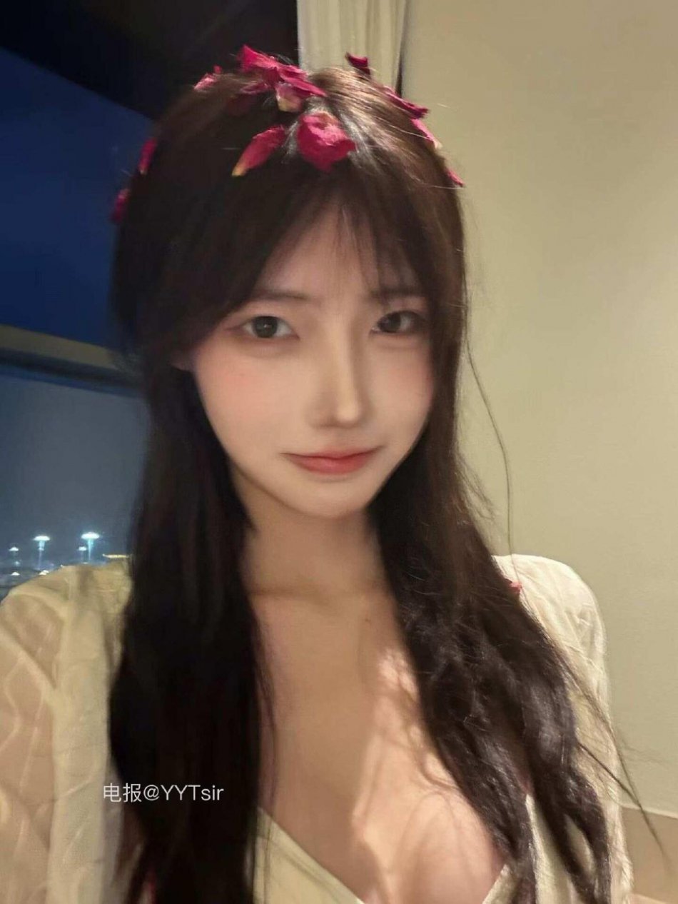 一只香 2026-01-01 10:44:07 让我陪你每一个深夜 第1张