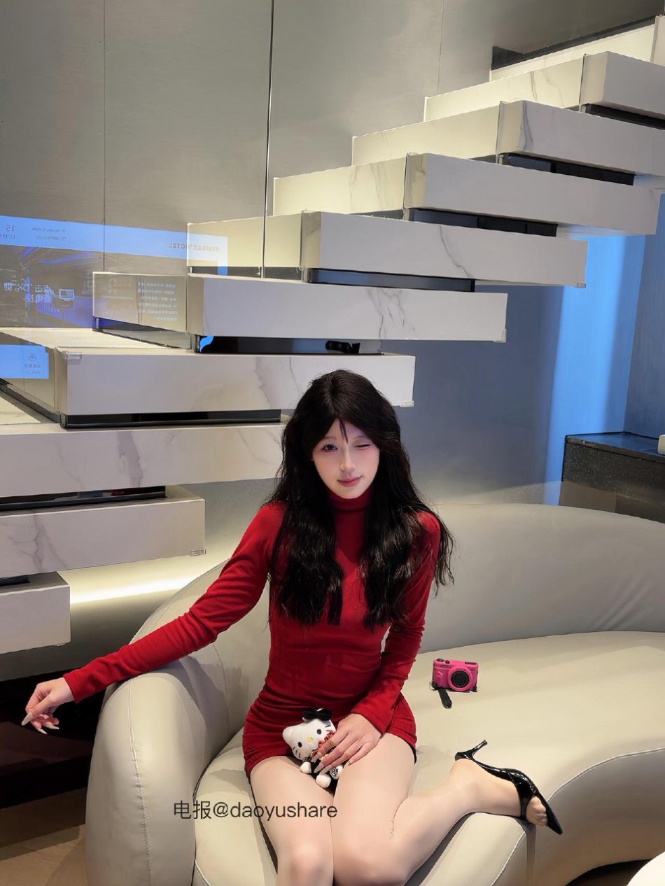 苏琳小娇妻 2026-01-09 00:59:51 黑 第3张