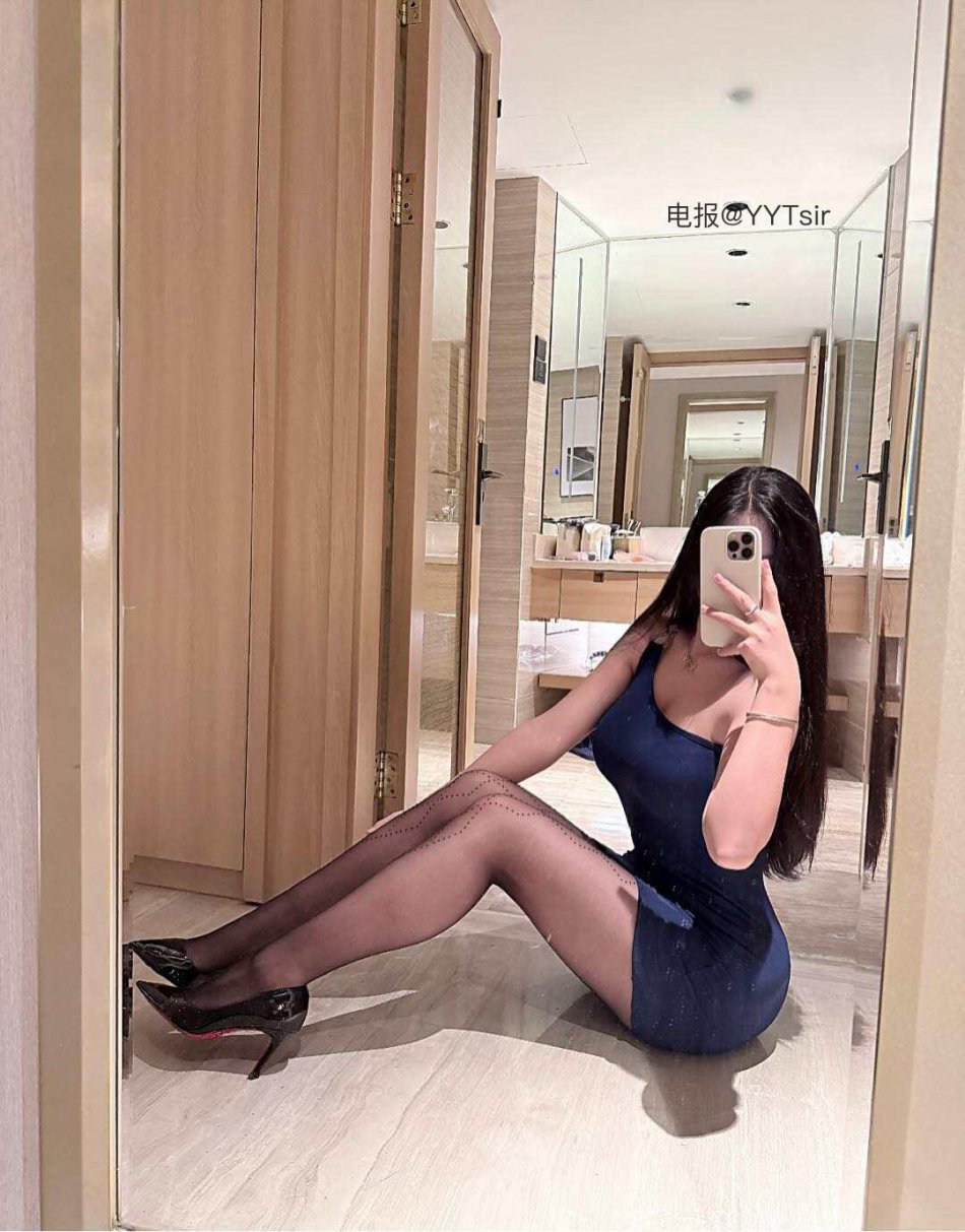 小奈芙🍰 2026-01-09 10:40:34 照片合集 39p 小奈芙 第6张