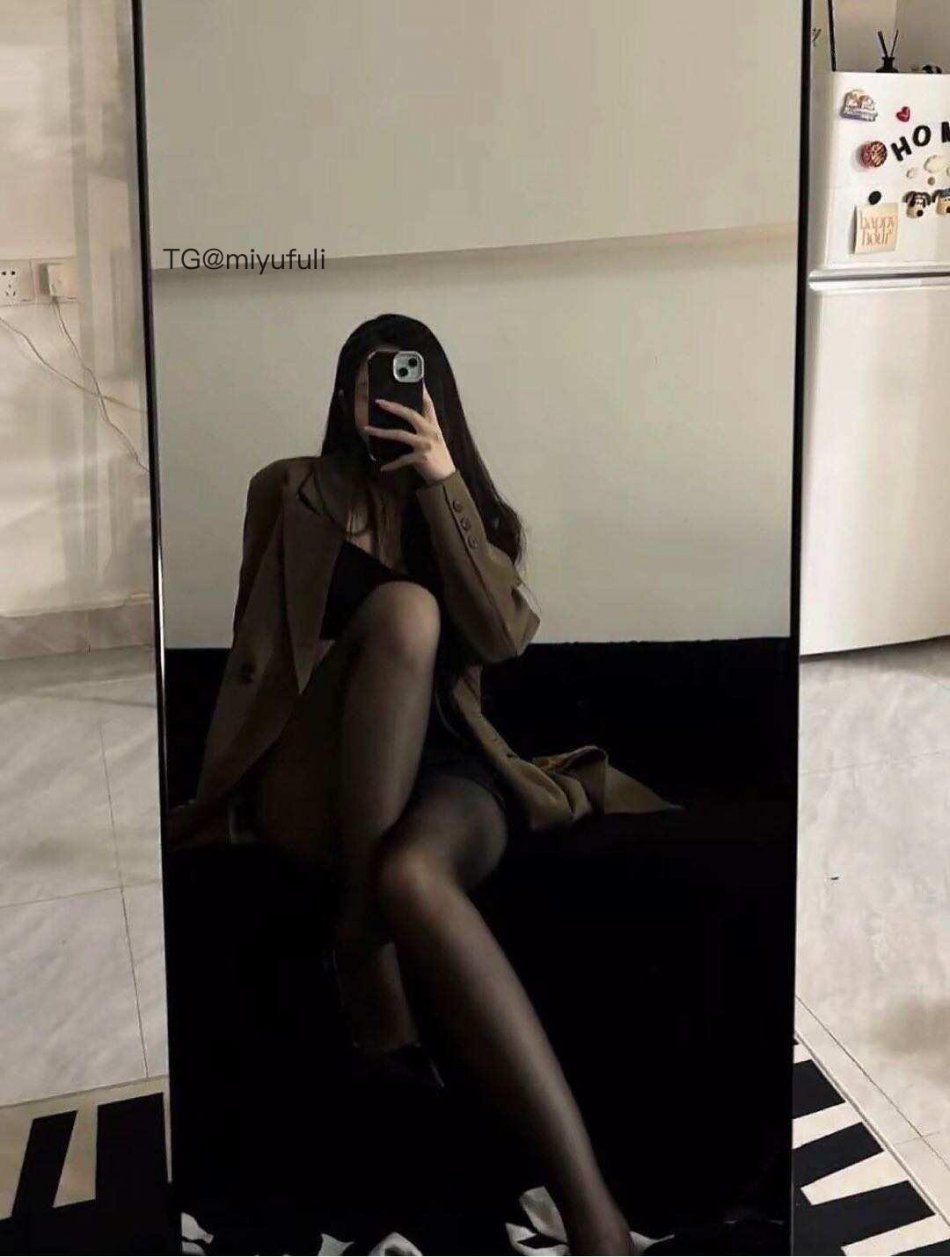 小奈芙🍰 2026-01-09 10:40:34 照片合集 39p 小奈芙 第16张