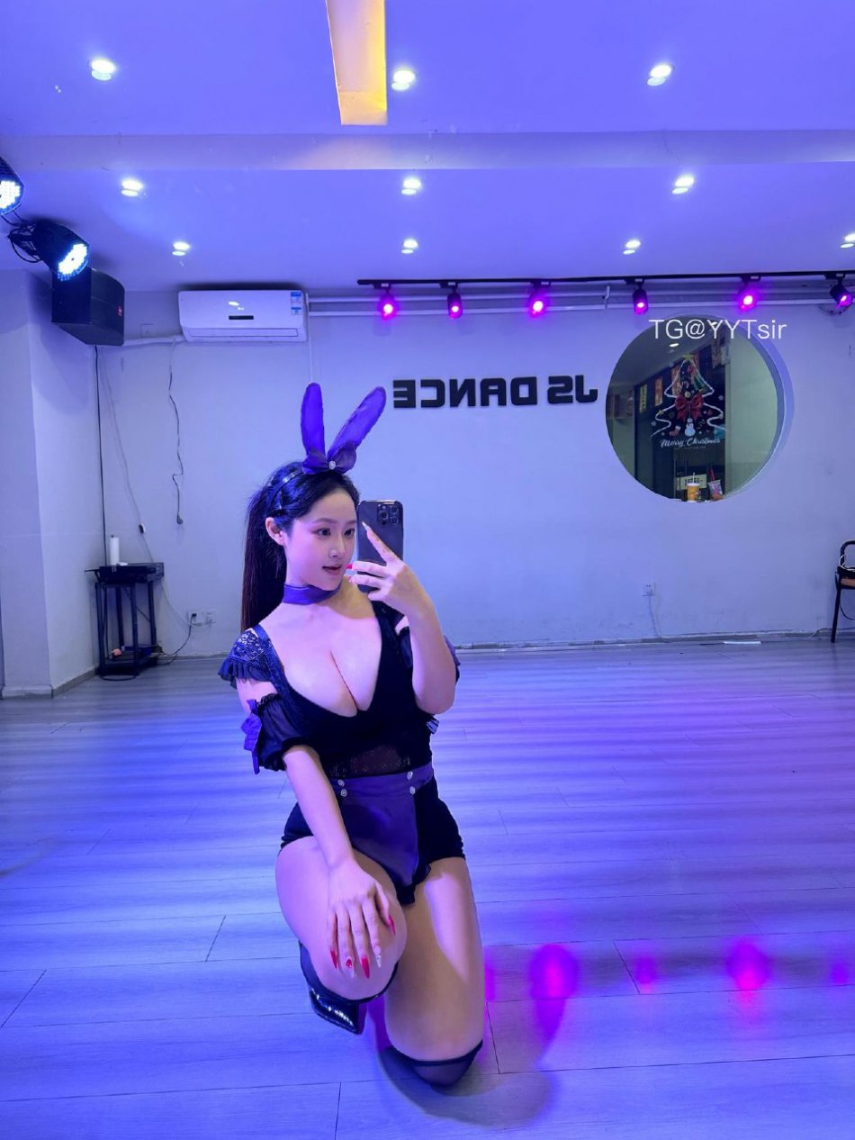 成都朵朵 2026-01-09 00:35:38 【嘉宾贴】在这欲望上头的夜晚 第4张