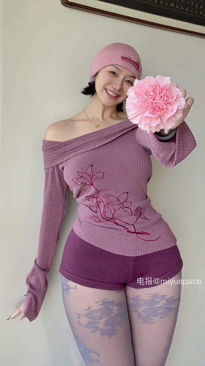 鹿瑶 2026-01-09 16:26:11 你还年轻 自然不懂珠圆玉润的魅力