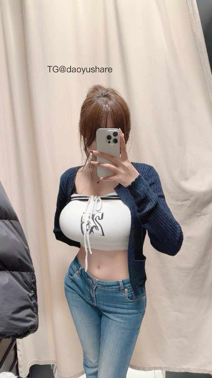 露露吃饱了 2026-01-17 10:12:42 这个比例你们就想吧👀 第1张