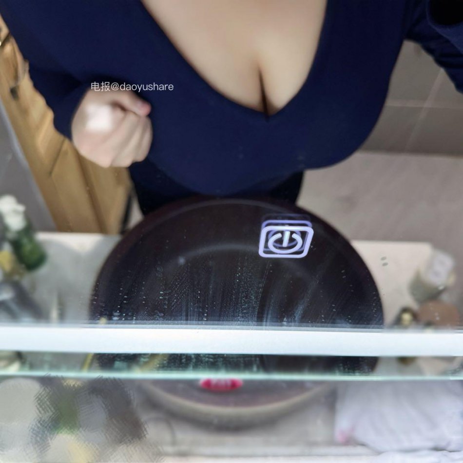 露露吃饱了 2026-01-17 10:12:42 这个比例你们就想吧👀 第3张