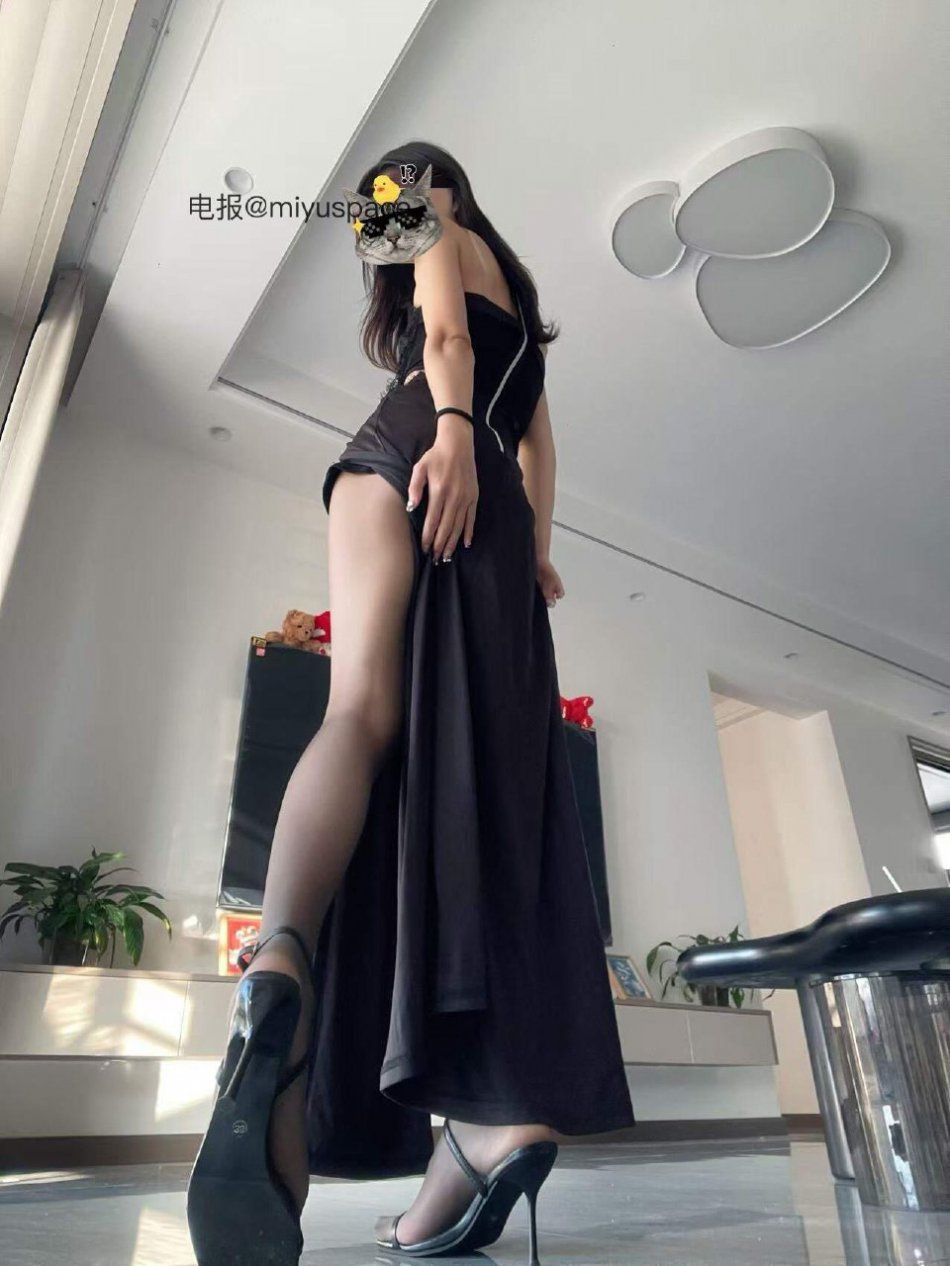 粉红小香猪 2026-01-21 14:02:57 谁说要看背面的 第3张