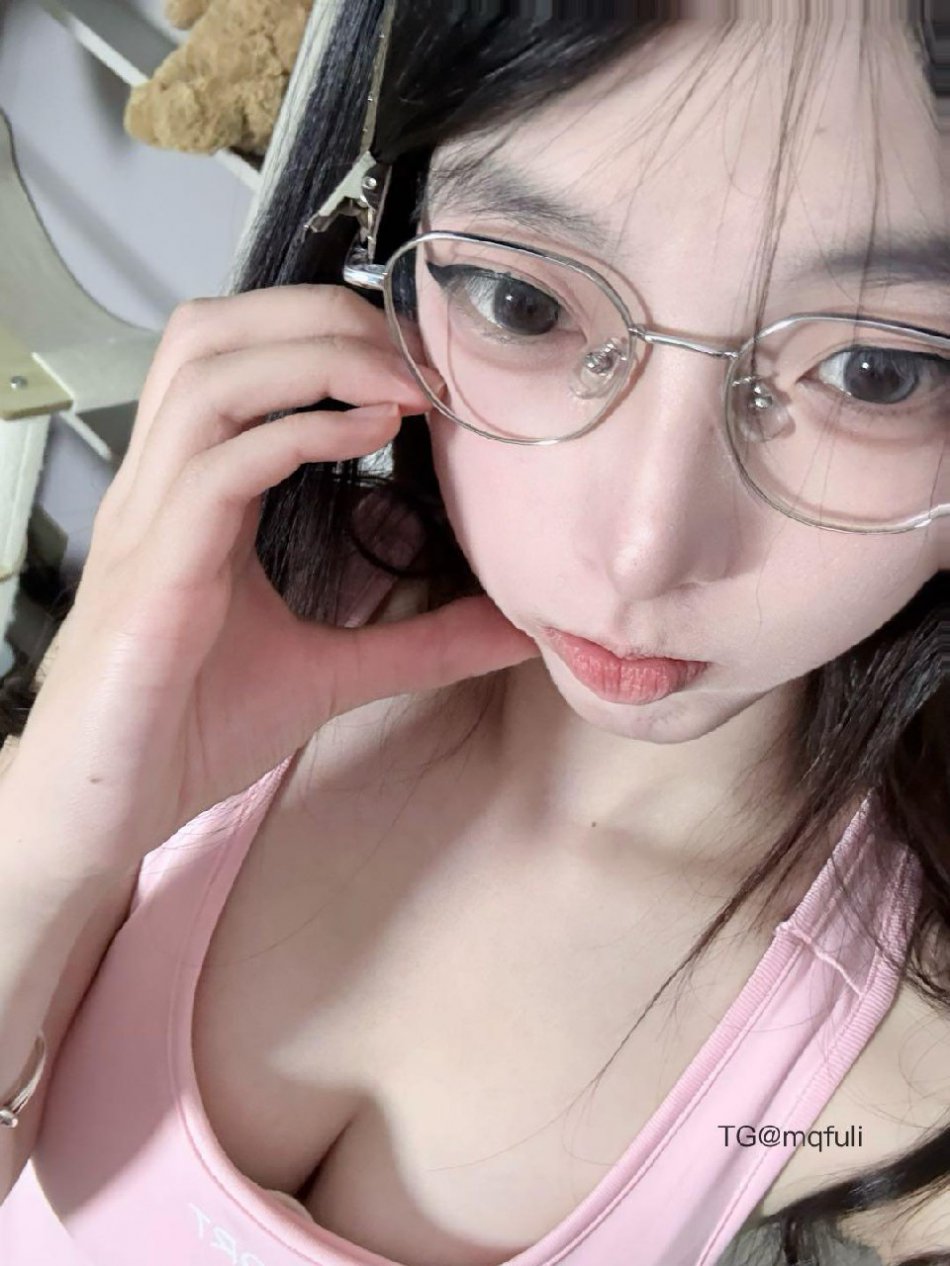 小熊大王 2026-01-23 00:13:59 你看着我的眼睛真的没感觉吗 第2张