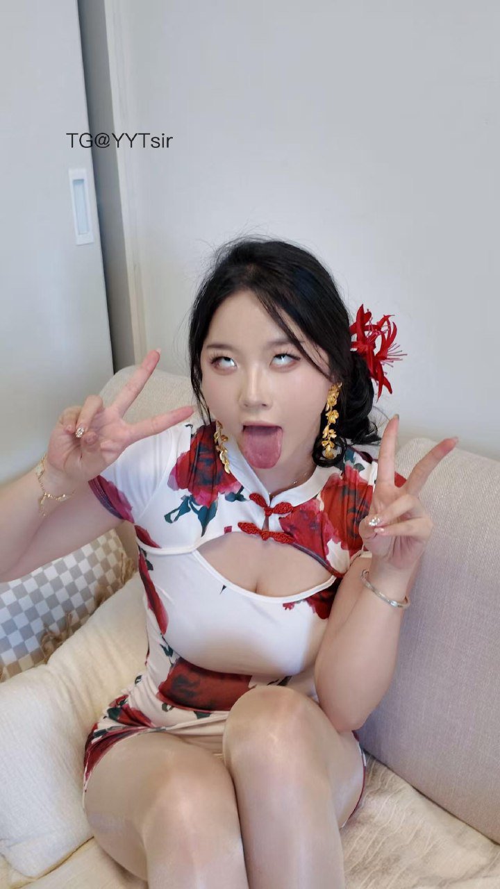 雅思把我杀了 2026-01-28 14:27:43 红白色旗袍像一行暗码👄 第6张