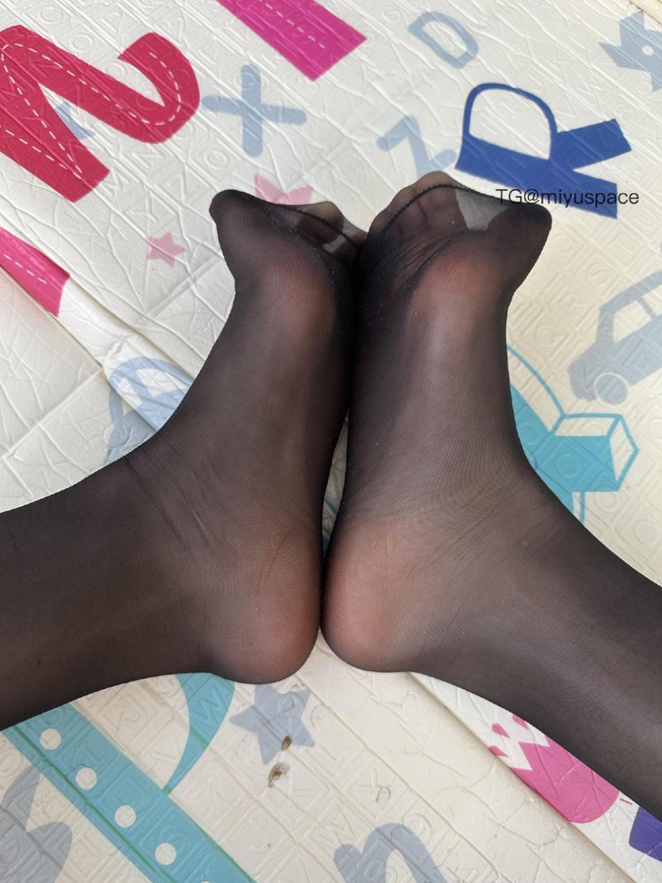 小团嫂 2026-01-28 21:48:23 黑色丝袜系列 第7张