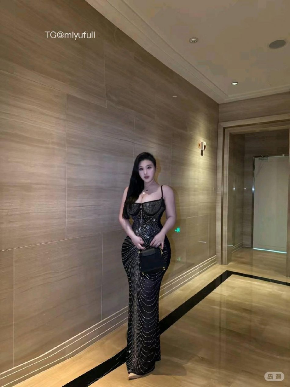 Nicki妮基 2026-01-08 21:36:35 永远只是助词 当下才最珍贵