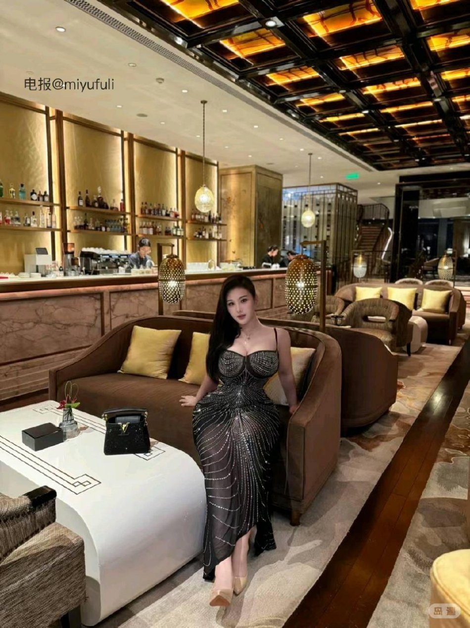 Nicki妮基 2026-01-08 21:36:35 永远只是助词 当下才最珍贵