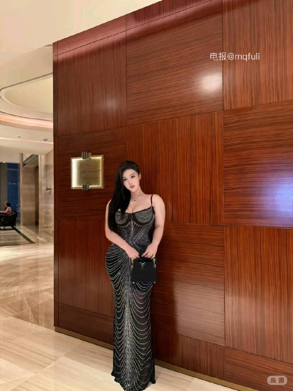 Nicki妮基 2026-01-08 21:36:35 永远只是助词 当下才最珍贵