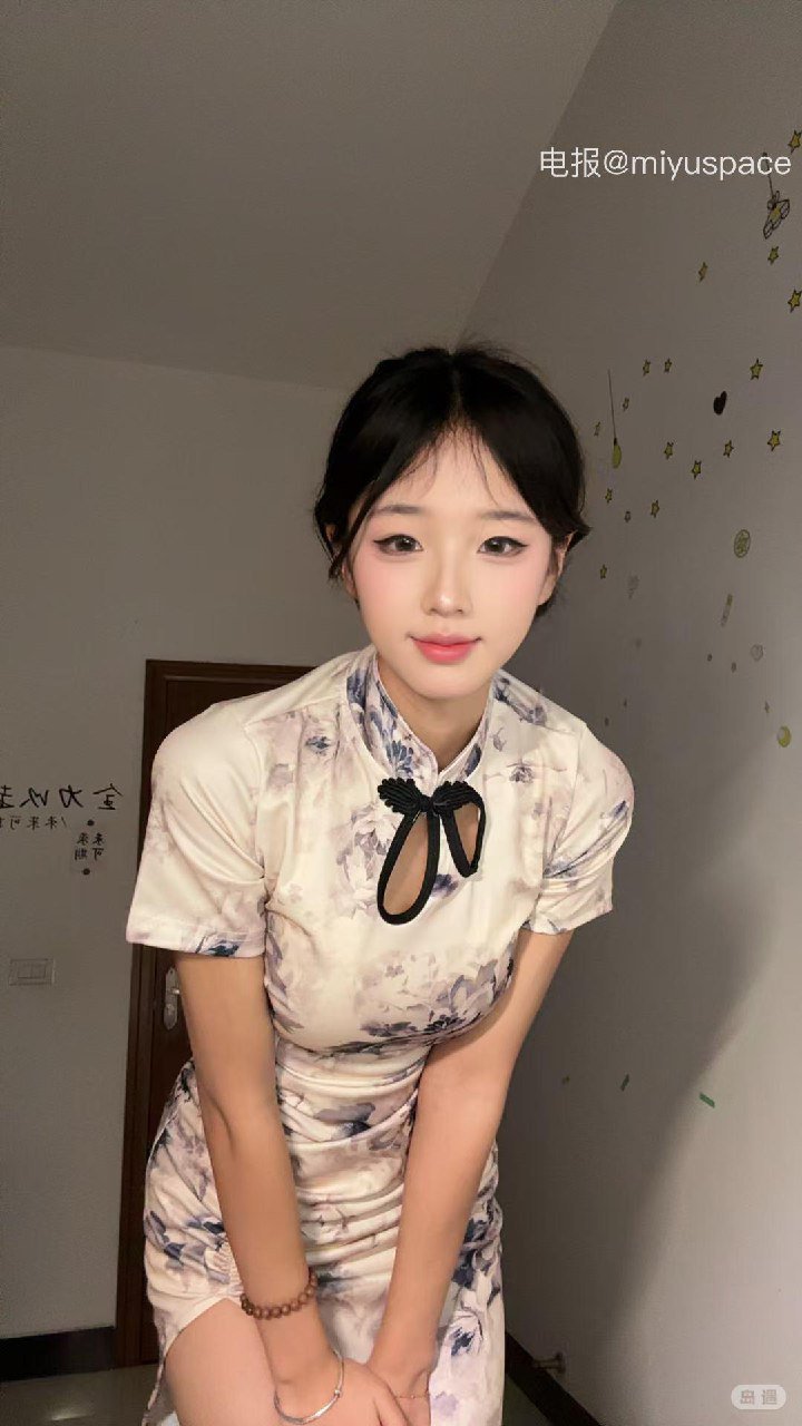 小烦 2026-02-04 23:52:34 今天是百变小烦～ 第2张