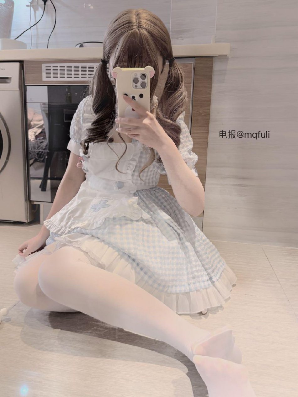 小尾酱 2026-02-10 14:19:44 我中毒了，醫生说要亲热解，毒