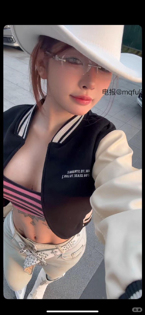 syx_hitomi 2026-02-15 23:12:46 臭美一下下😁 第1张