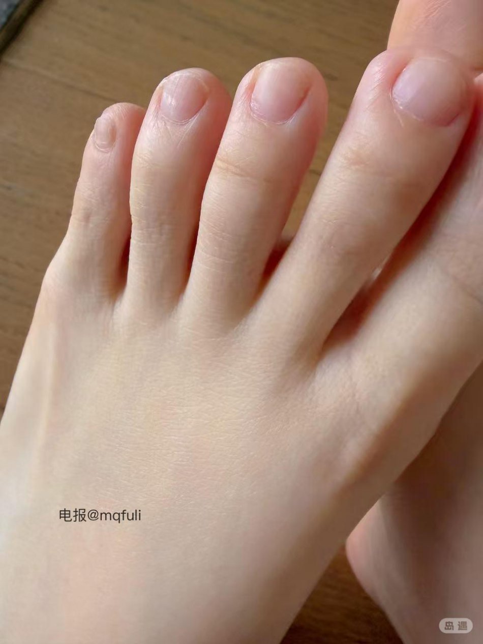 兔头同学tutu 2026-02-21 19:50:10 20张图 jio底 正面 背面 侧面 第10张