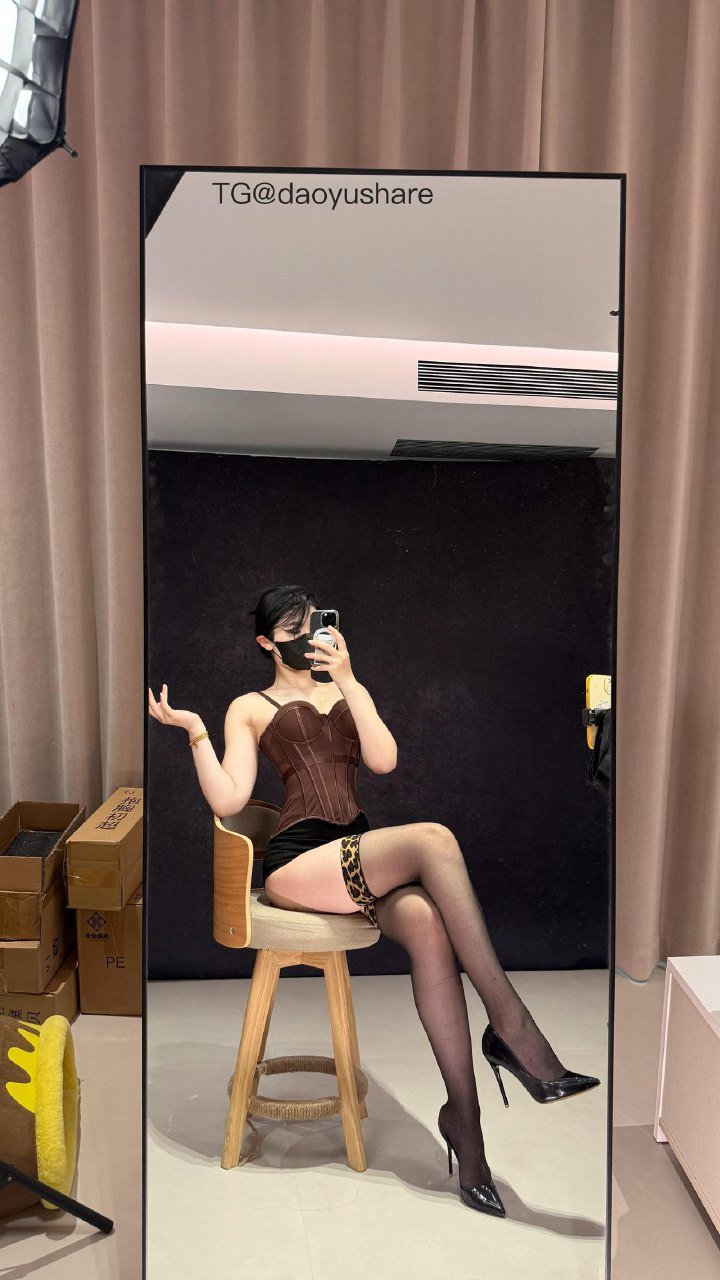 彭程程 2026-02-28 14:05:33 【付费贴】最新特写写真 第1张