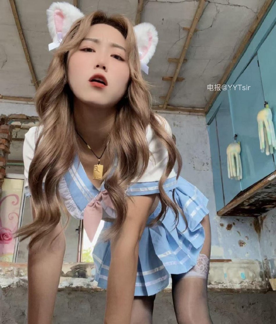 琪琪宝贝 2026-02-26 21:32:37 【付费贴】一组多张写真合集