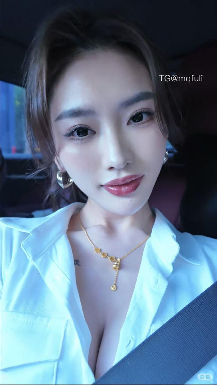 灿琳然 2026-03-01 14:53:16 看脸还是看感觉