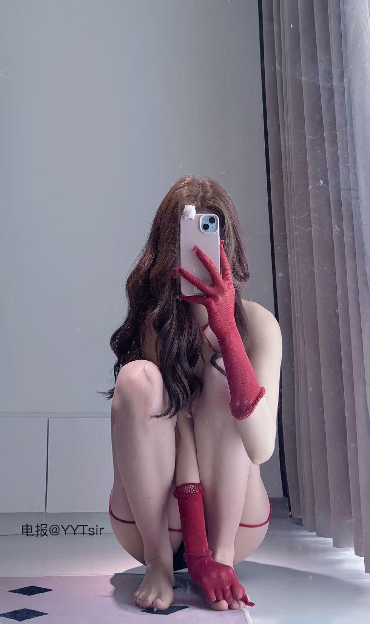 小霞佩奇 2026-03-15 15:03:50 【嘉宾贴】女仆装佩奇 第18张