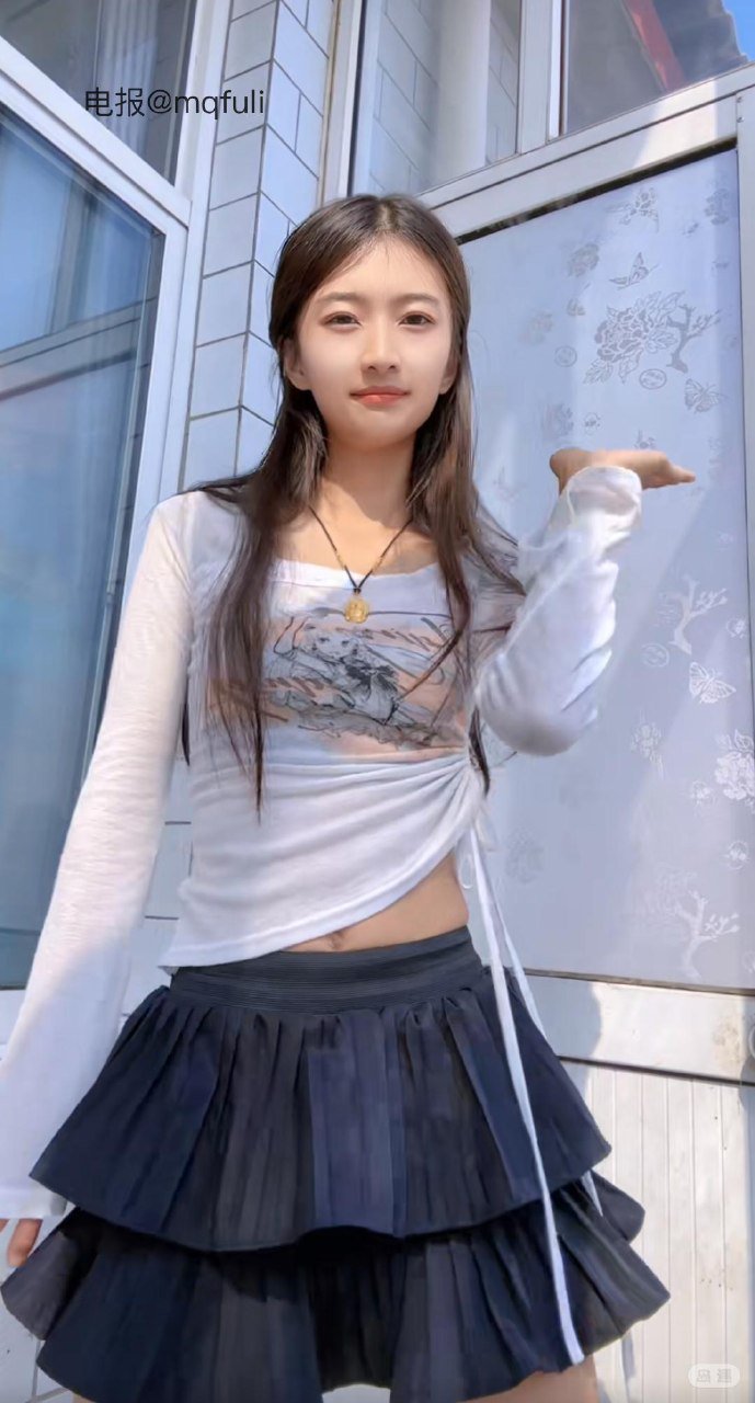 张倩 2026-03-18 17:38:27 和你比起来 他们都索然无味