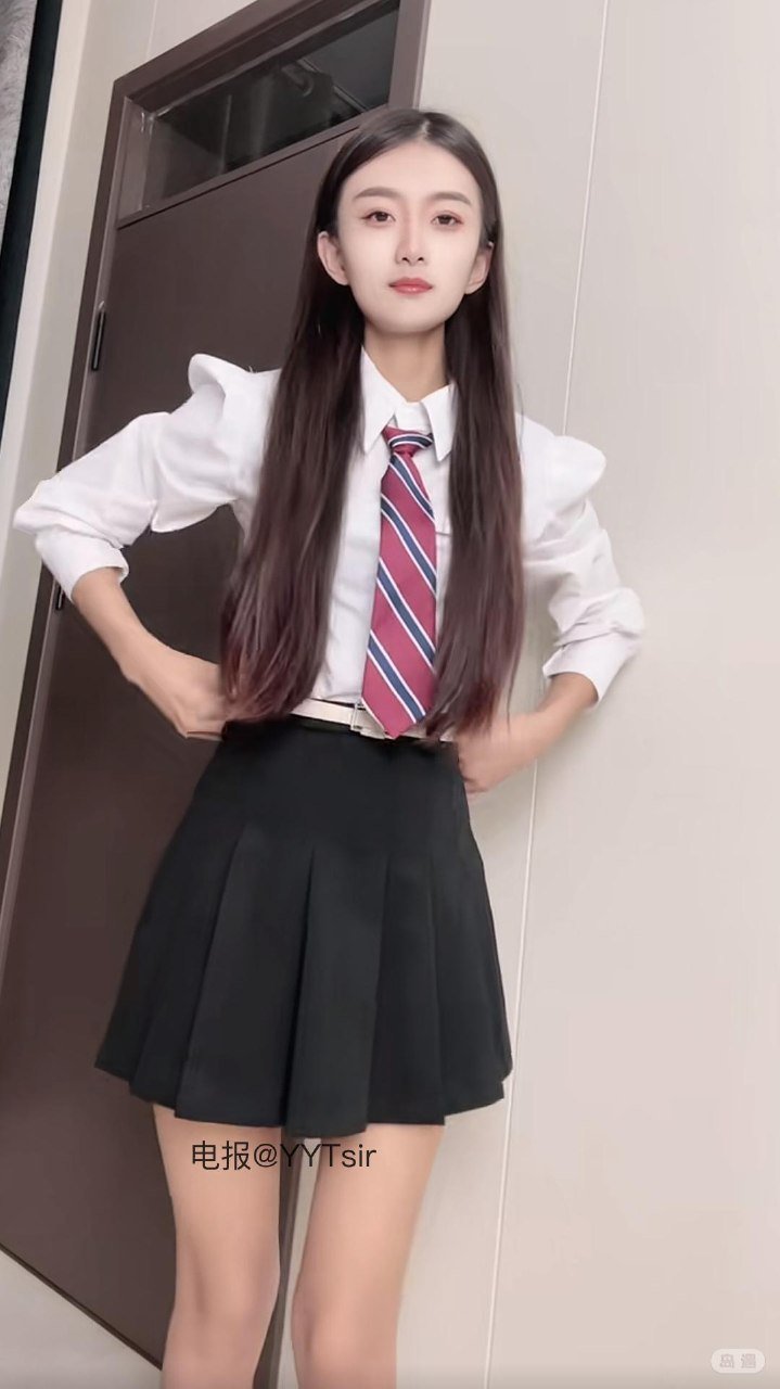 张倩 2026-03-19 18:08:29 照片 29p 第25张