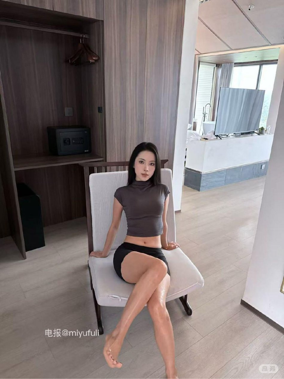 刑具 2026-03-22 17:43:56 哥哥拍完可以放我回去吗？