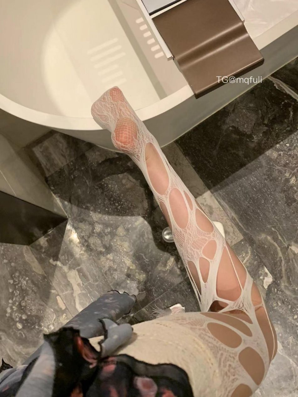 蒹葭苍苍 2026-03-28 15:14:19 【嘉宾贴】清纯的穿搭但又隐藏着野性 第3张