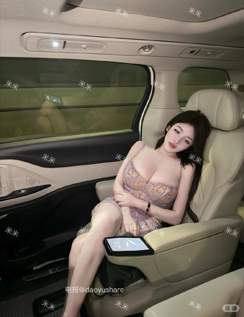 米米 2026-03-31 11:36:54 长得漂亮又很坏