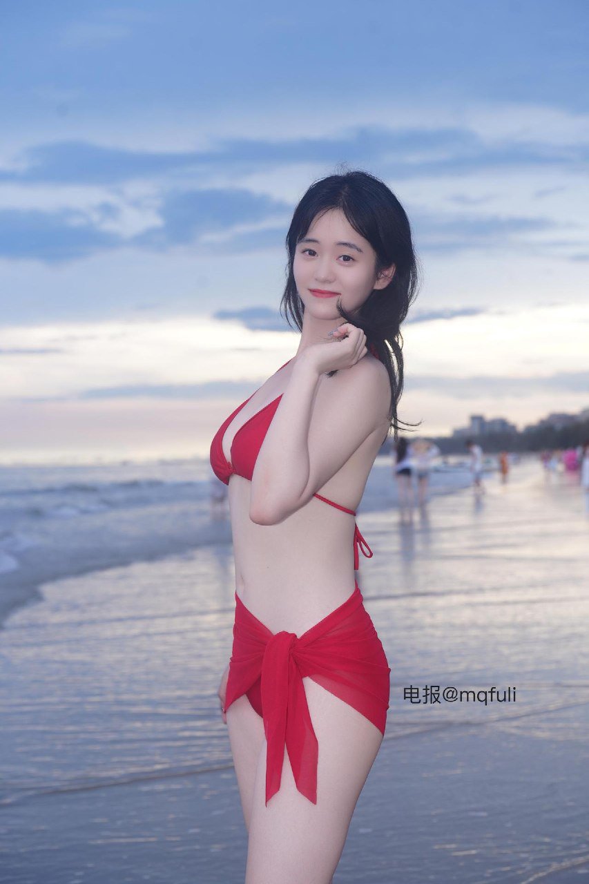 YY 2026-03-11 14:10:18 【嘉宾专属】Y宝的专属写真海边比基尼哦 第5张