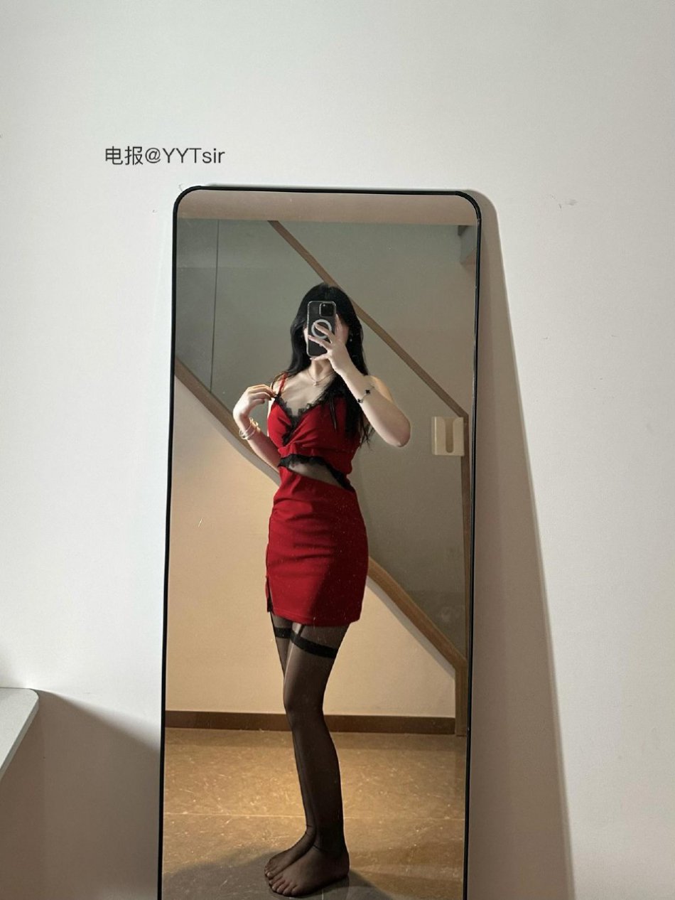 小妮酱紫 2026-03-01 09:29:00 软糯又性感的纯欲风