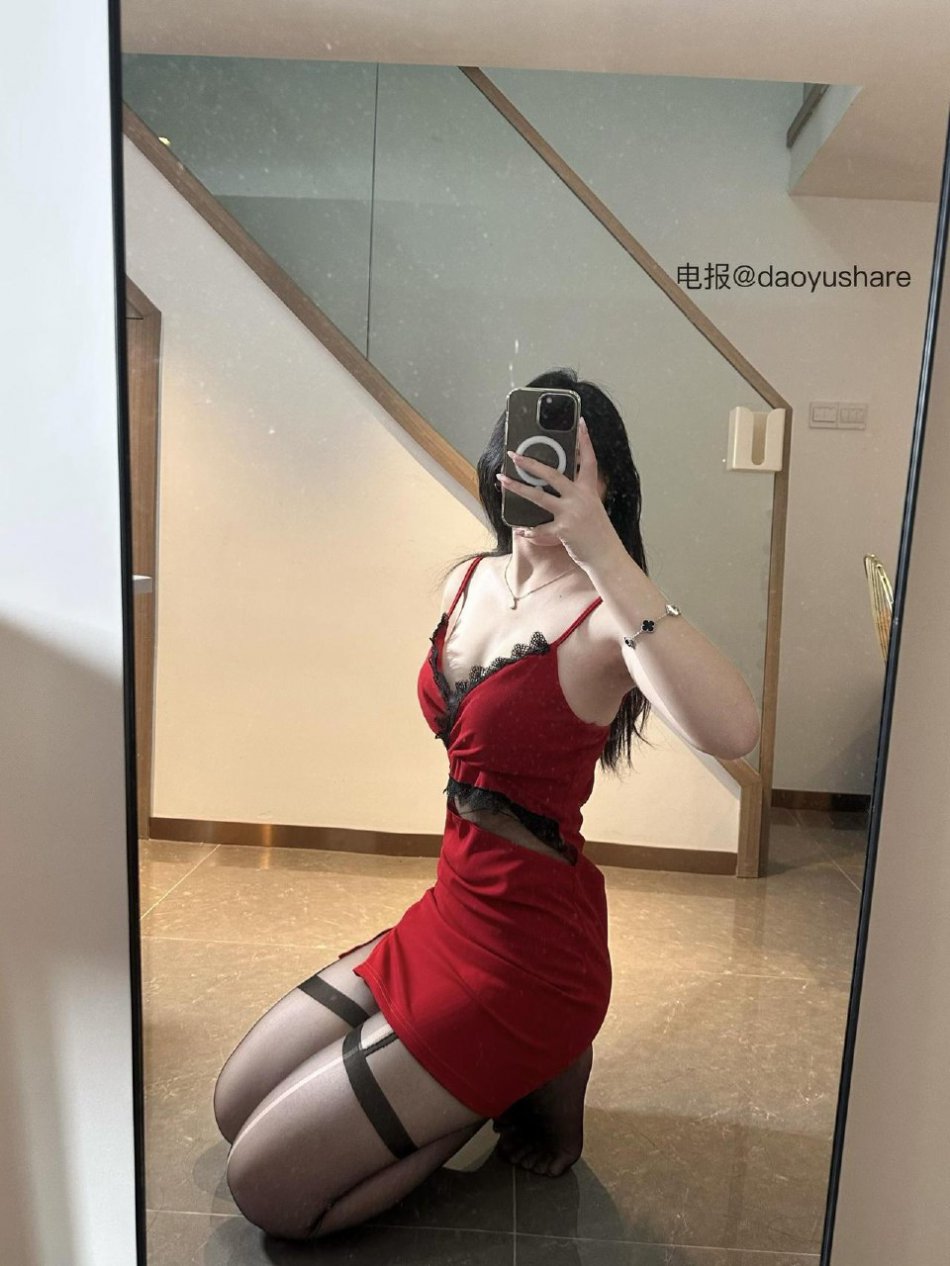 小妮酱紫 2026-03-01 09:29:00 软糯又性感的纯欲风