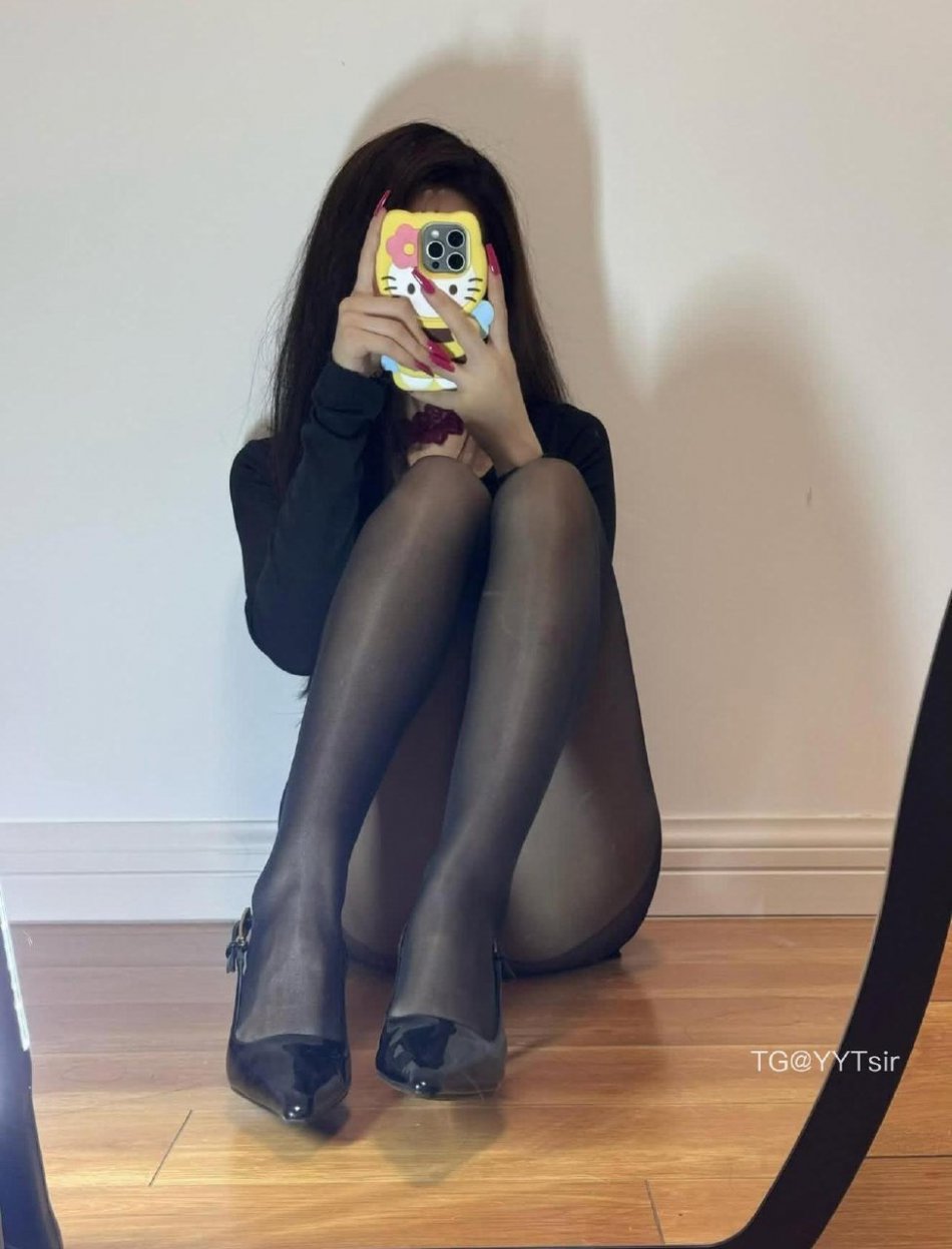 灿琳然 2026-03-04 17:57:12 臭宝们下午好啊😈