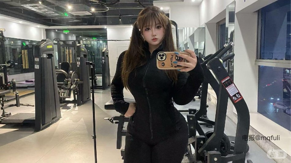 爻瑶咪 2026-03-11 15:19:01 今天穿的红色