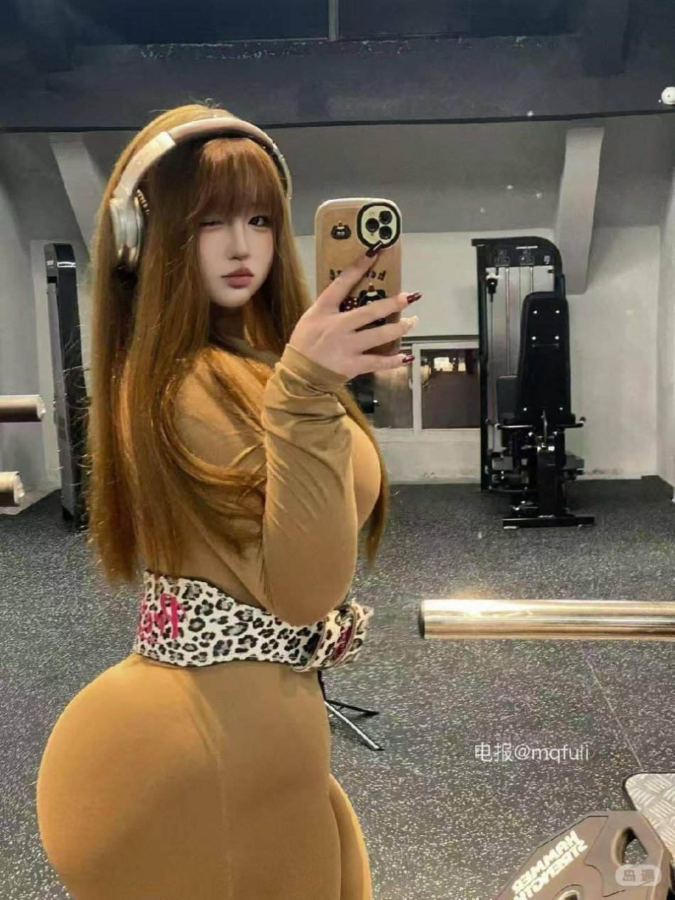 爻瑶咪 2026-03-11 15:19:01 今天穿的红色