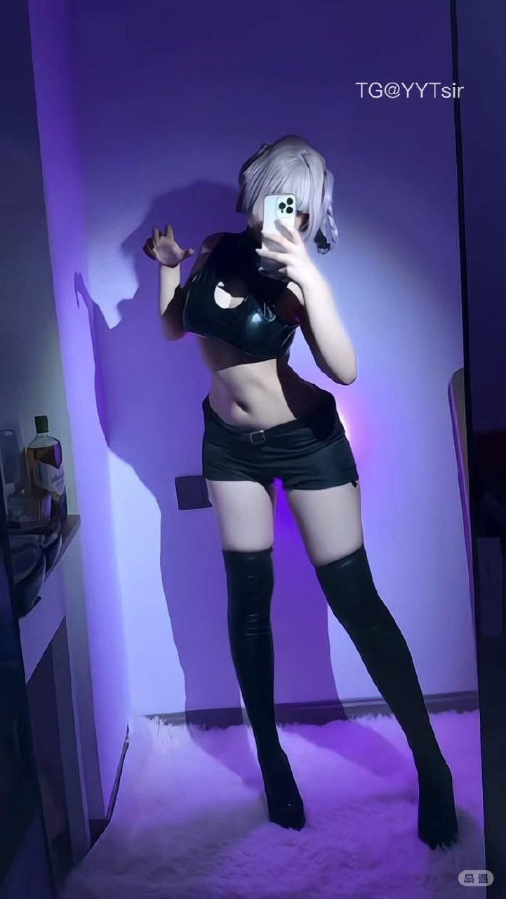 杏任豆腐 2026-03-20 17:34:46 天青色等烟雨