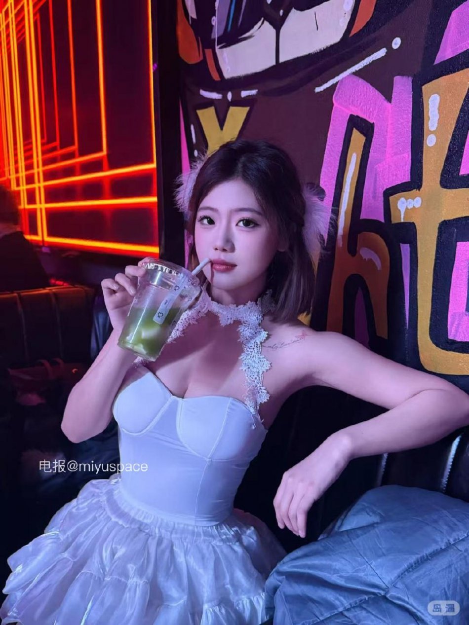 一碗粥 2026-03-26 19:20:32 听一万种声音但只成为自己