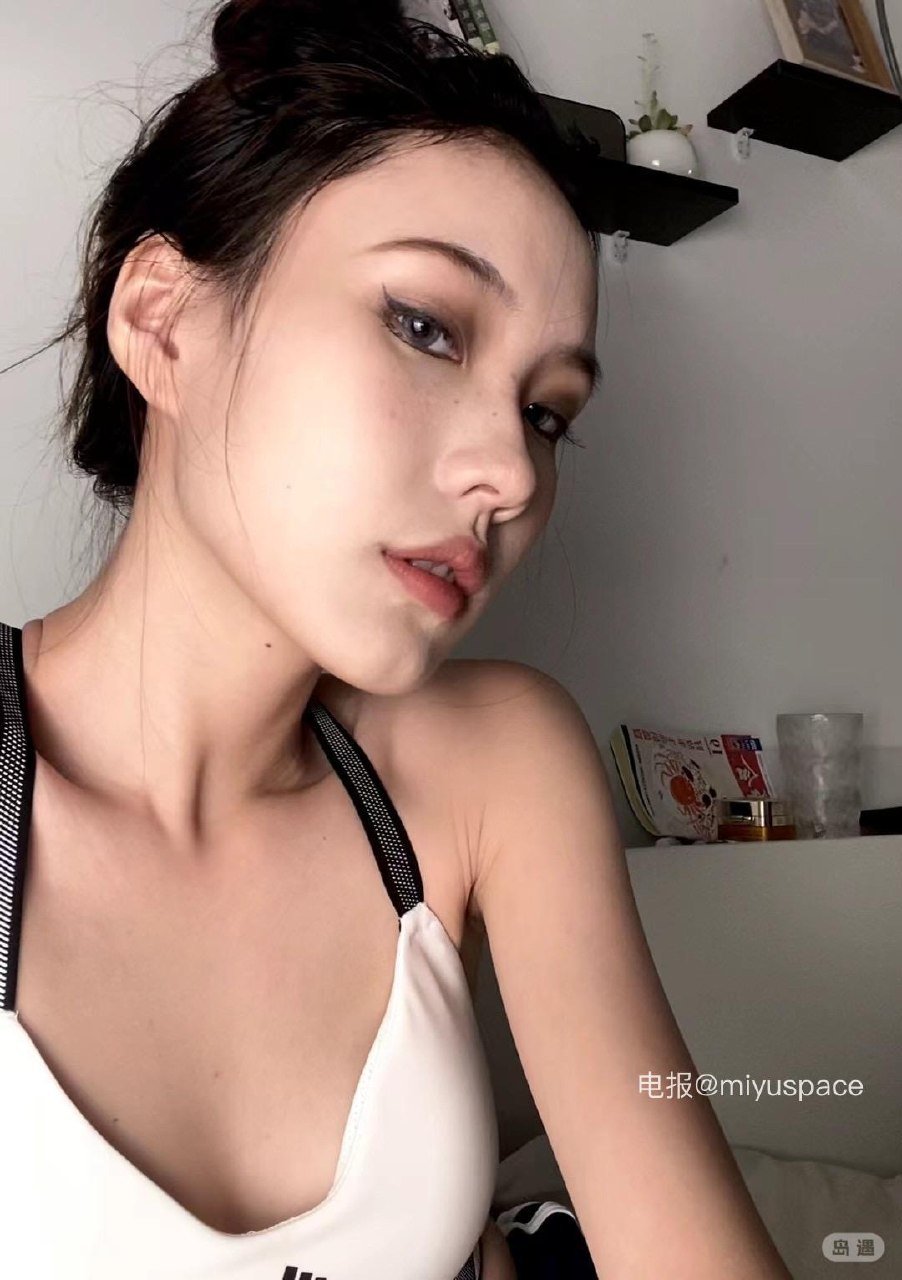 胆胆 2026-04-01 18:33:25 让我来多多宠你❤️ 第1张