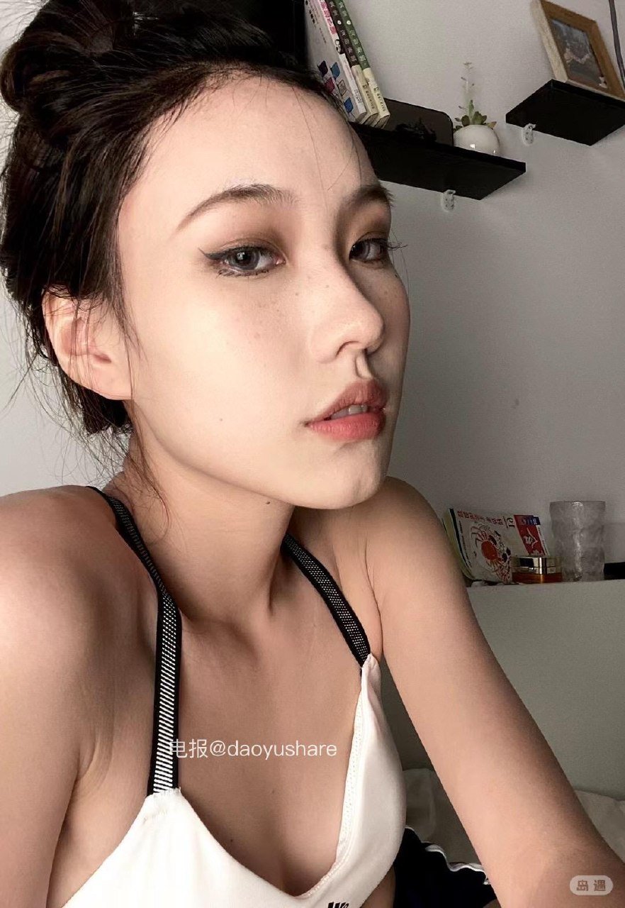 胆胆 2026-04-01 18:33:25 让我来多多宠你❤️ 第2张