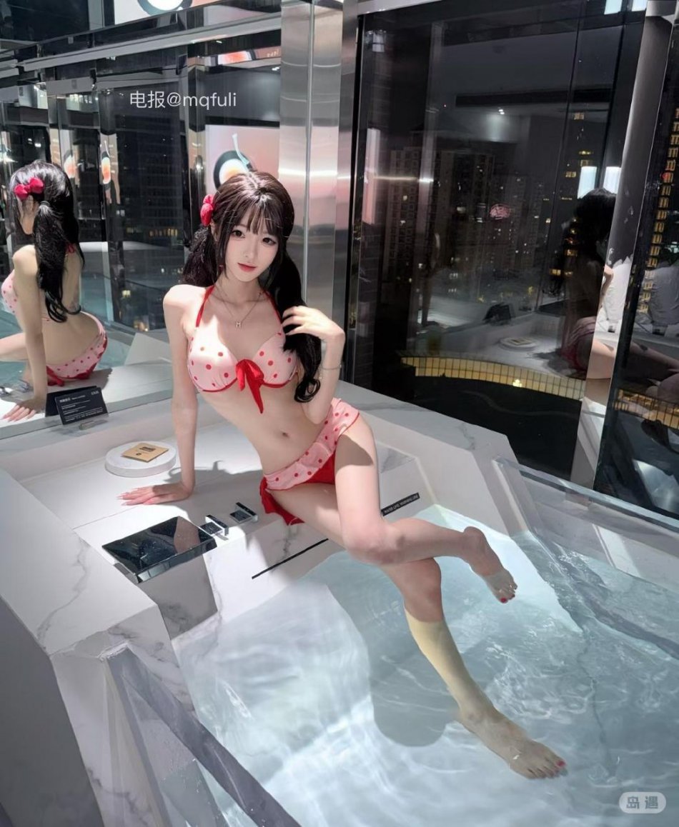 小小静 2026-04-07 11:57:51 偷偷看 第1张